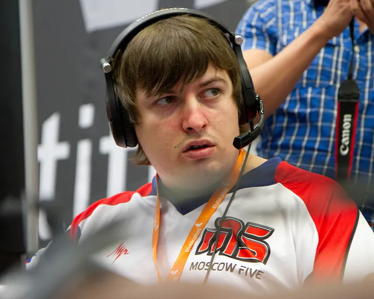 Скриншот Конфиг «Dosia.cfg» для CS 1.6 - Скачай конфиг про-игрока Михаила Столярова