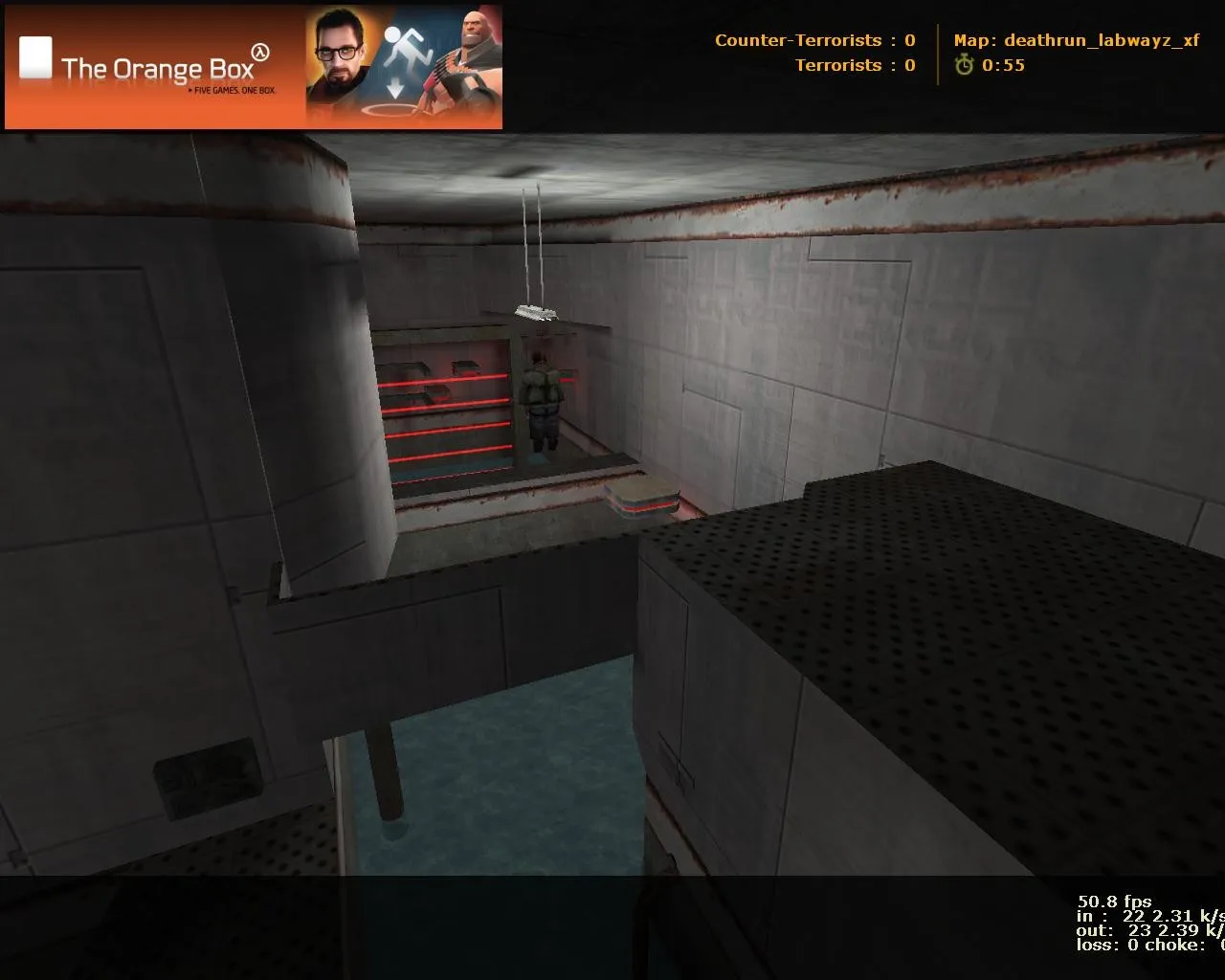 Скриншот  deathrun_labwayz_xf для CS 1.6: лабиринт ловушек, точки за терров и контроль раунда без лагов