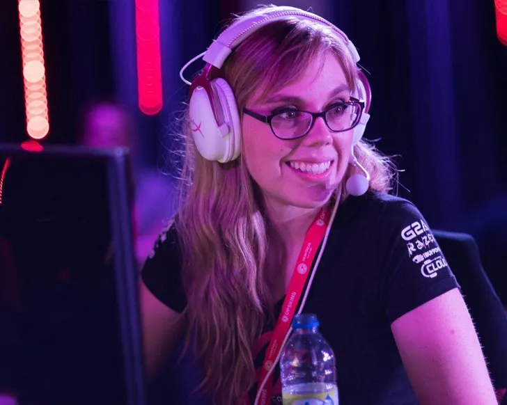 Скриншот Конфиг missharvey.cfg для CS 1.6 - Профессиональный выбор от Стефани Харви