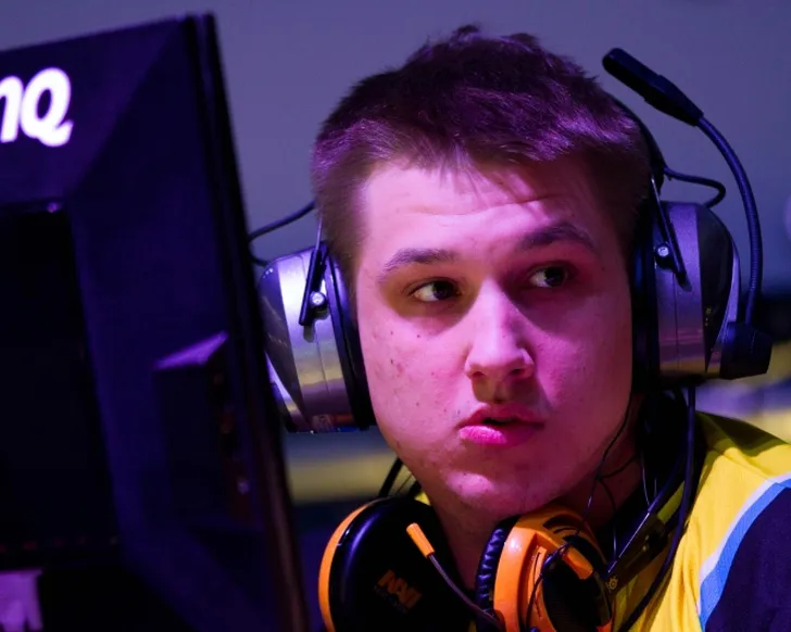 Скриншот Скачать конфиг Zeus.cfg для CS 1.6 - Настройка от про-игрока