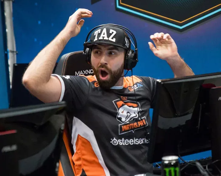 Скриншот Конфиг «TaZ.cfg» для CS 1.6 - Скачайте оптимизированный конфиг профессионала