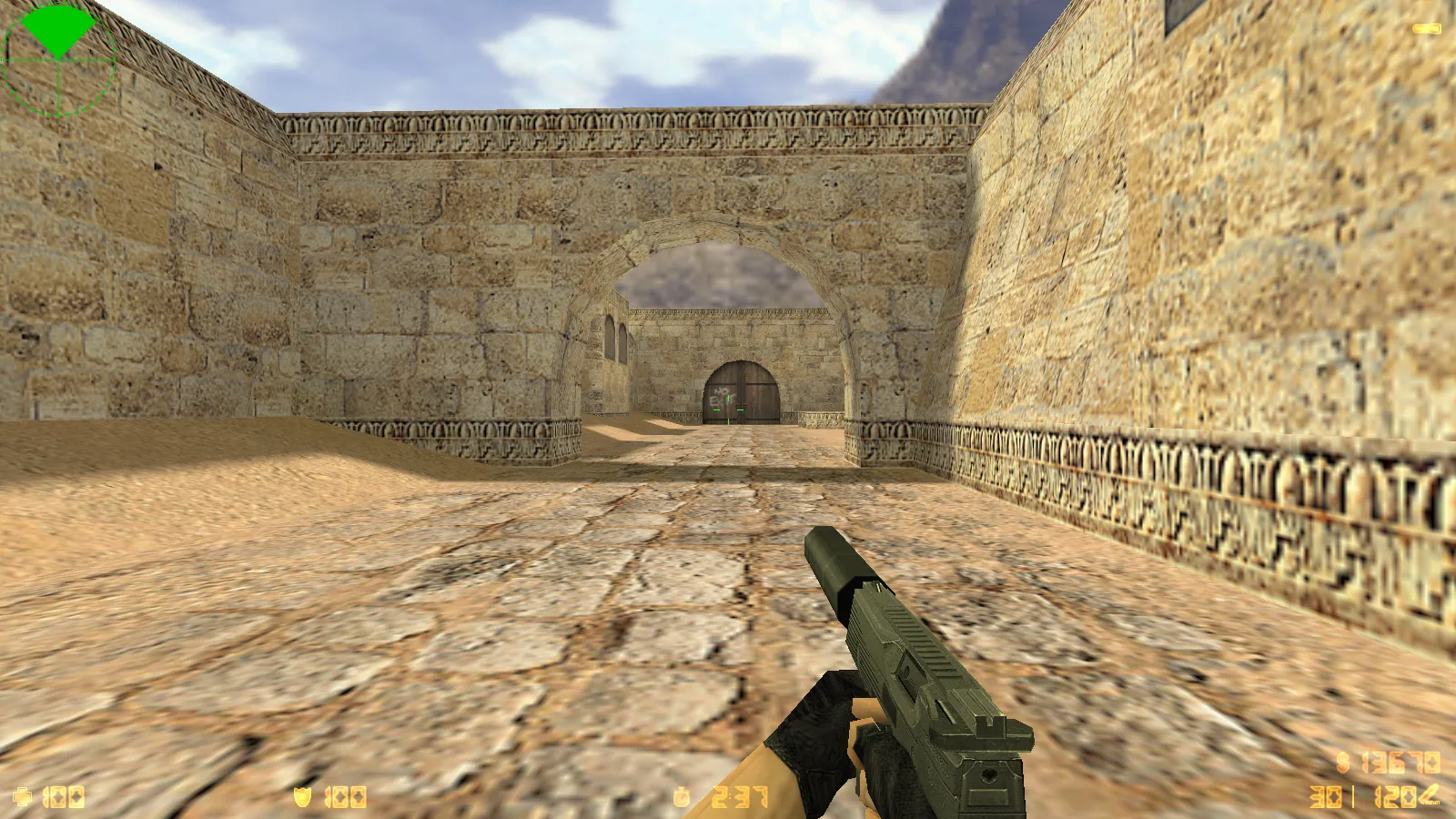 Скриншот  CS 1.6 2018 года: сборка с HD оружием, темой меню, воротами de_dust2 и оптимизированным конфигом