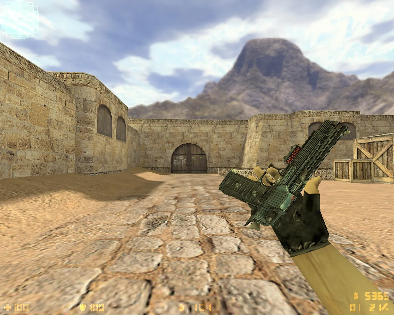 Скриншот  CS 1.6 от Амона 2016 v3: блогерская сборка с 27 скинами оружия, красно-синим HUD и оптимизированным config.cfg