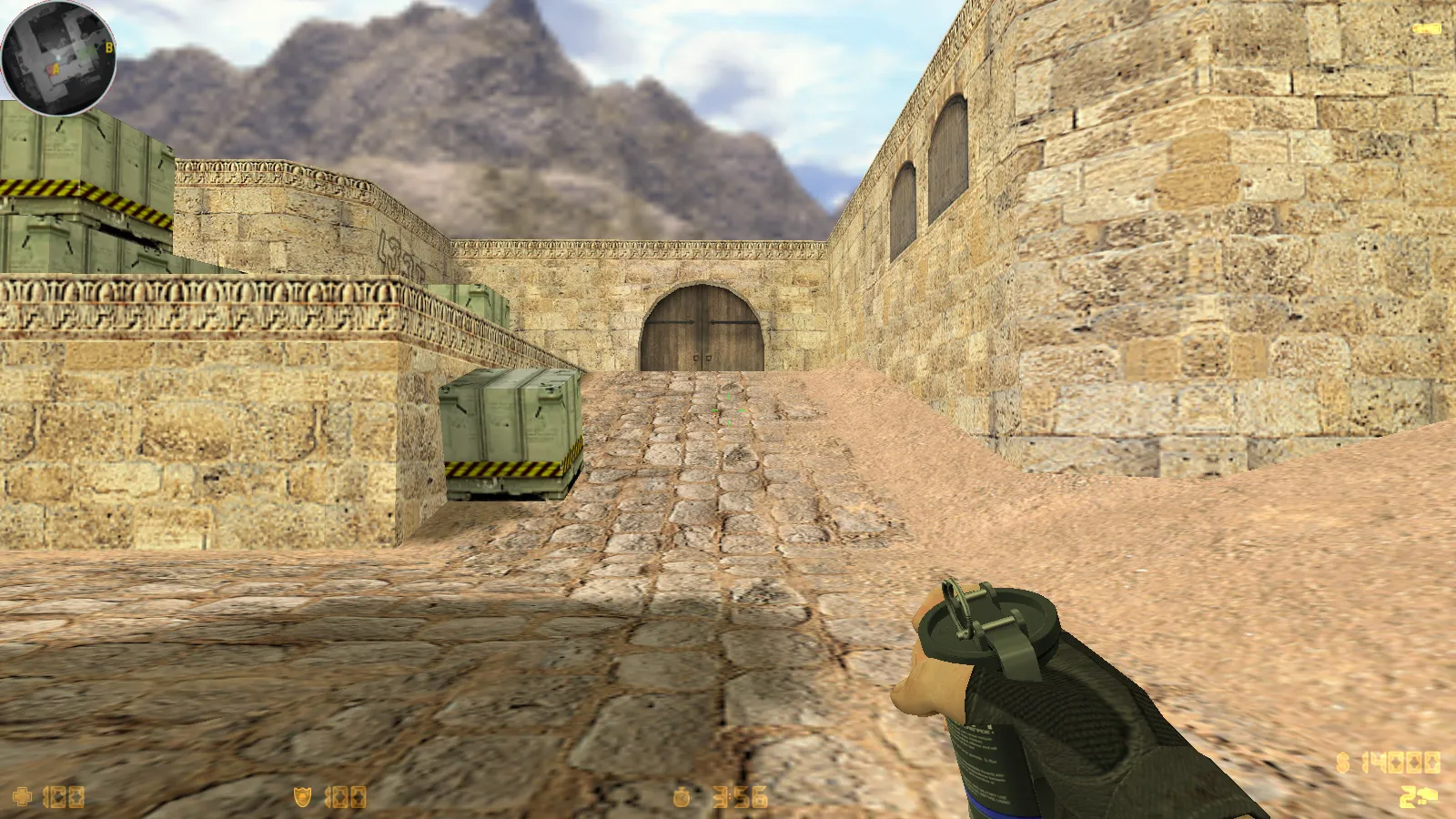 Скриншот  CS 1.6 Ancient: сборка с 29 скинами оружия, красно-синими моделями, темным меню и оптимизированным конфигом