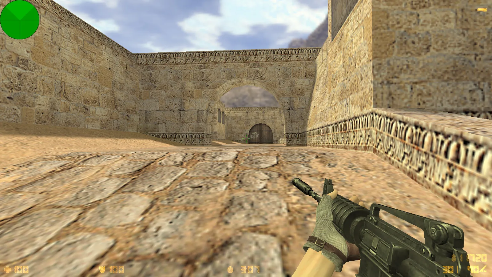 Скриншот CS 1.6 Beauty-Strike: графика, скины, женские руки, меню в темно-синих тонах и оптимизированный конфиг