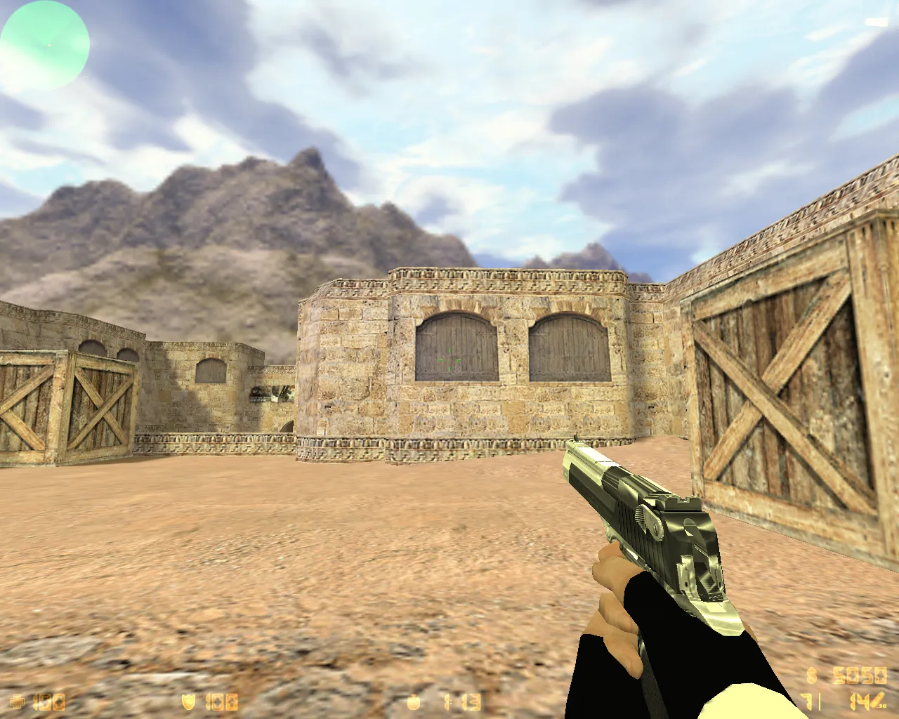 Скриншот  CS 1.6 «Хром» — сборка CS 1.6 с 27 хром-моделями оружия, темным меню и оптимизированным конфигом