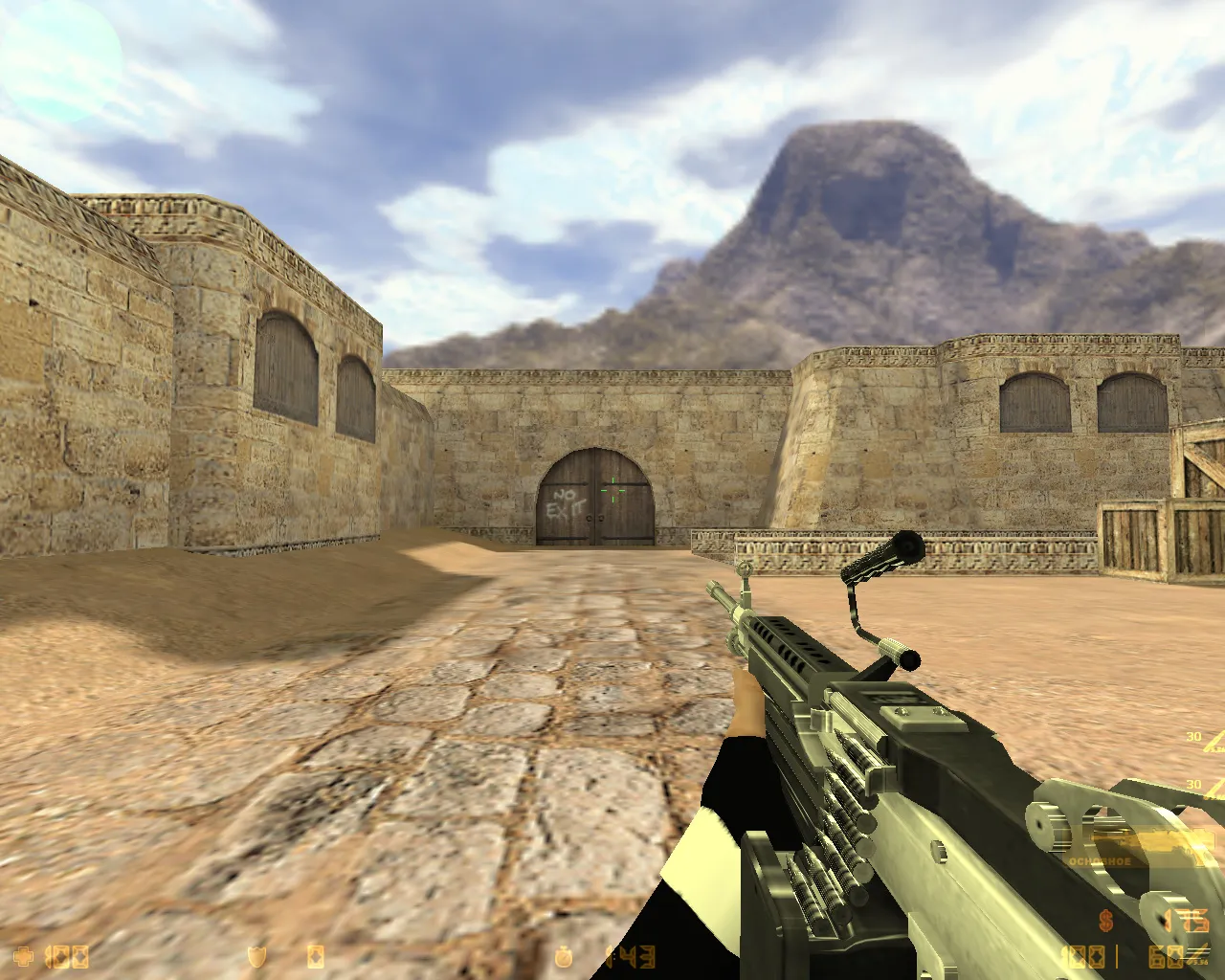 Скриншот  CS 1.6 «Хром» — сборка CS 1.6 с 27 хром-моделями оружия, темным меню и оптимизированным конфигом