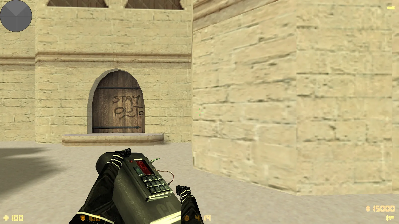 Скриншот  CS 1.6 от Clementine v2: блогерская сборка с 16 черно-белыми скинами, темным меню и оптимизированным конфигом