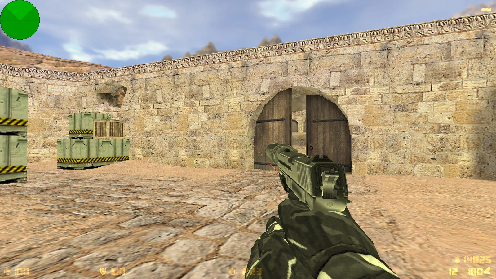 Скриншот  CS 1.6 Crysis — тематическая сборка с 8 новинками: оружие из Crysis, красный/синий герой, черное меню, оптимизированный конфиг