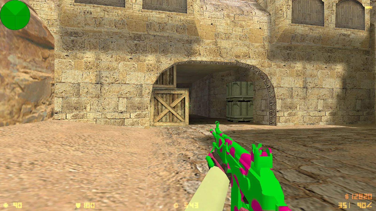 Скриншот  CS 1.6 с вытянутыми руками: сборка с 30 скинами, GIGN/Guerilla фоном и оптимизированным конфигом