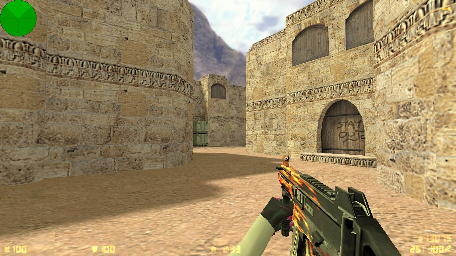 Скриншот  CS 1.6 с вытянутыми руками: сборка с 30 скинами, GIGN/Guerilla фоном и оптимизированным конфигом