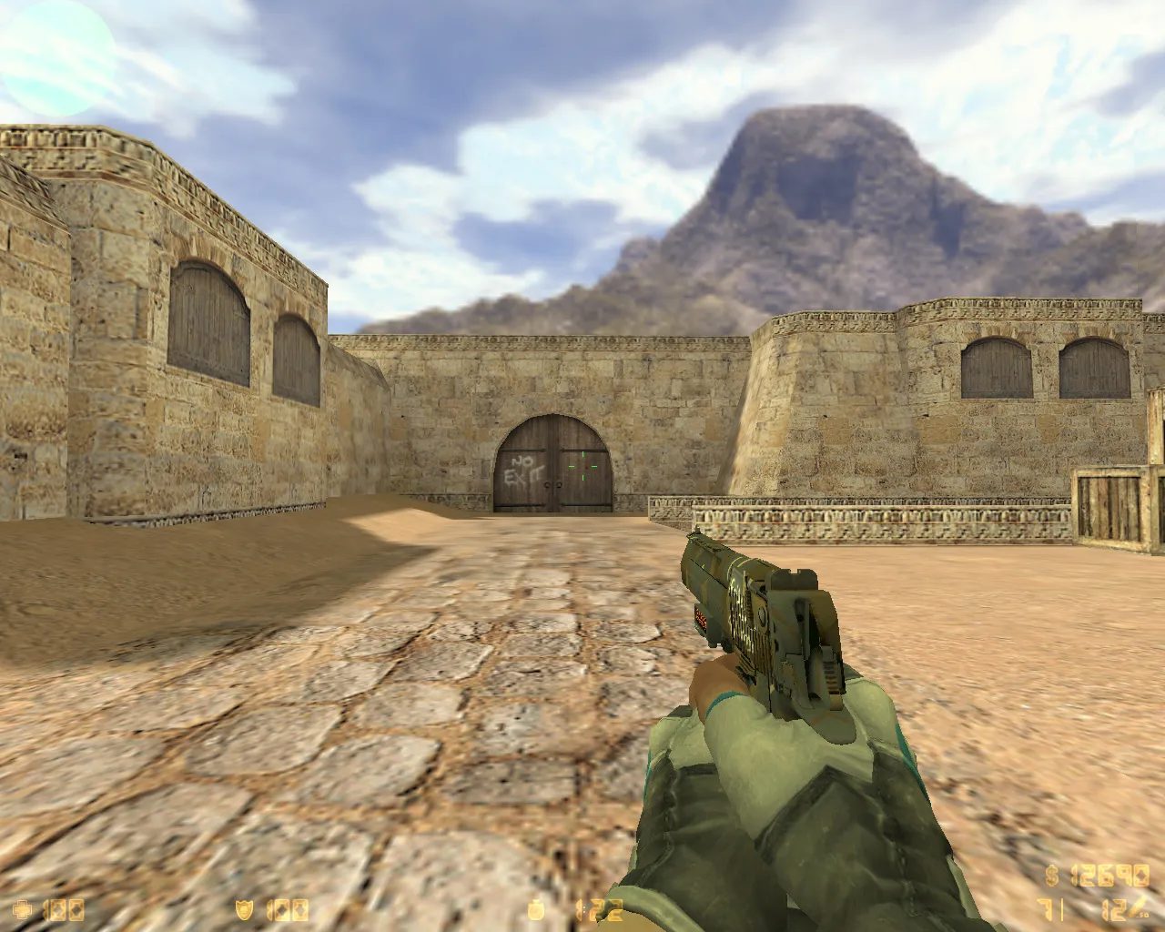 Скриншот  CS 1.6 Extreme: 25 скинов, Cloud9 перчатки, темная тема меню и оптимизированный конфиг для бодрой игры