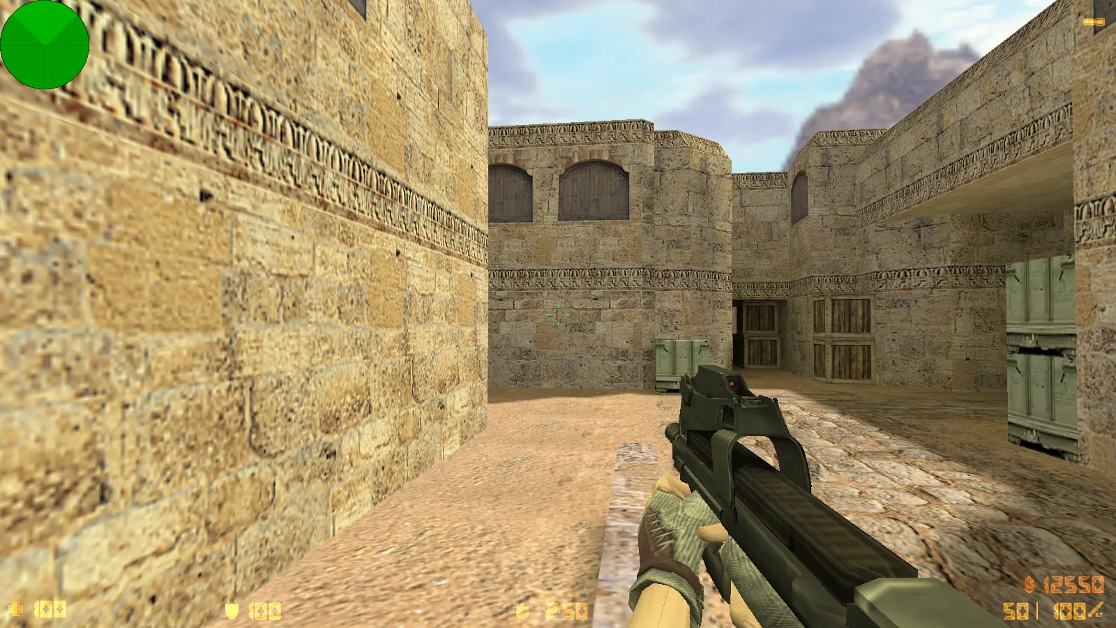 Скриншот  CS 1.6 для девушек: тематические модели КТ/Т, женские руки на оружии, русские ники и стабильный запуск