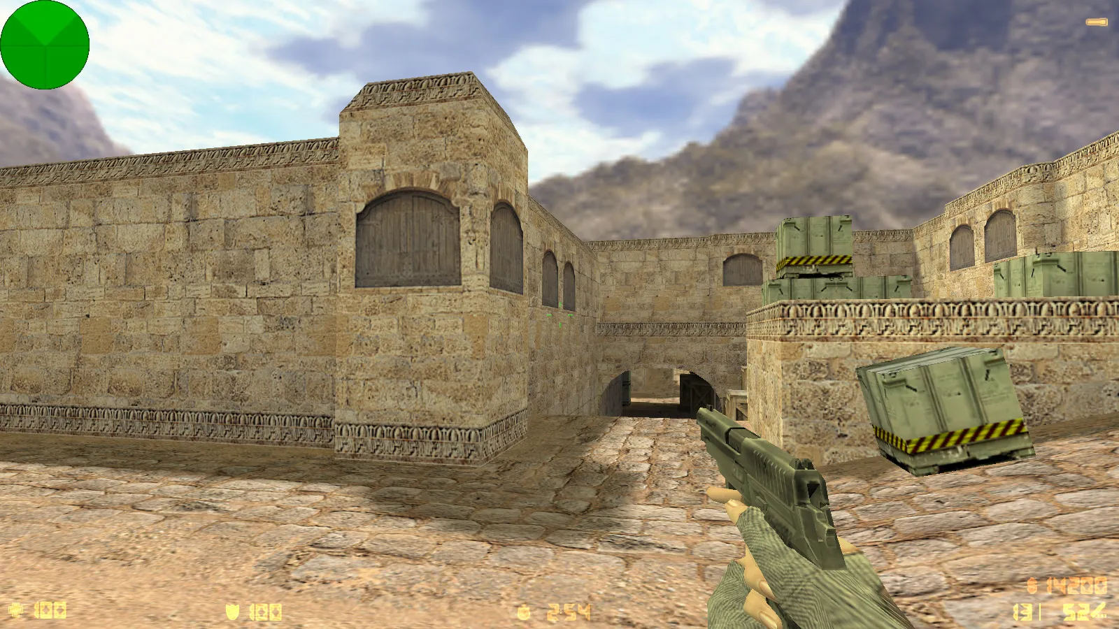 Скриншот  CS 1.6 для девушек: тематические модели КТ/Т, женские руки на оружии, русские ники и стабильный запуск