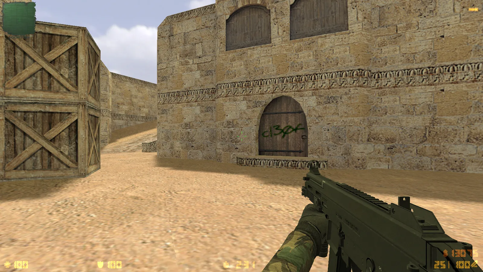 Скриншот  CS 1.6 iPlay: сборка с HD оружием, черным меню, звуками и оптимизированным конфигом