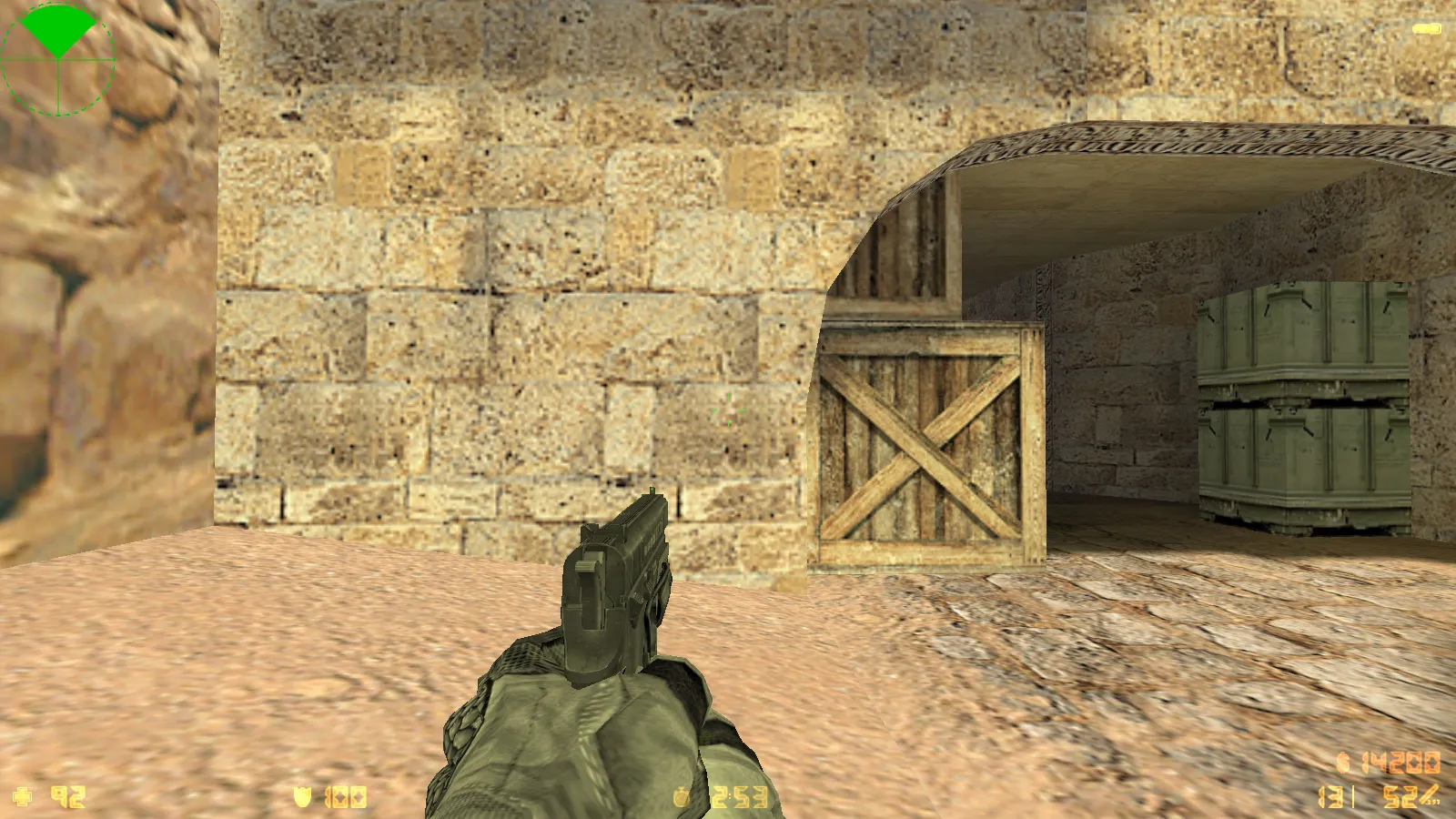 Скриншот  CS 1.6 Insane — сборка с 29 моделями оружия, темным меню, новыми перчатками, звуками и оптимизированным config.cfg