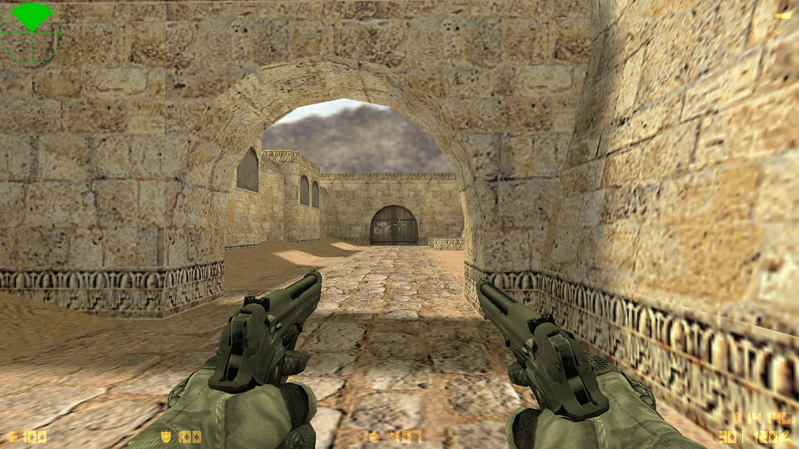 Скриншот  CS 1.6 Insane — сборка с 29 моделями оружия, темным меню, новыми перчатками, звуками и оптимизированным config.cfg