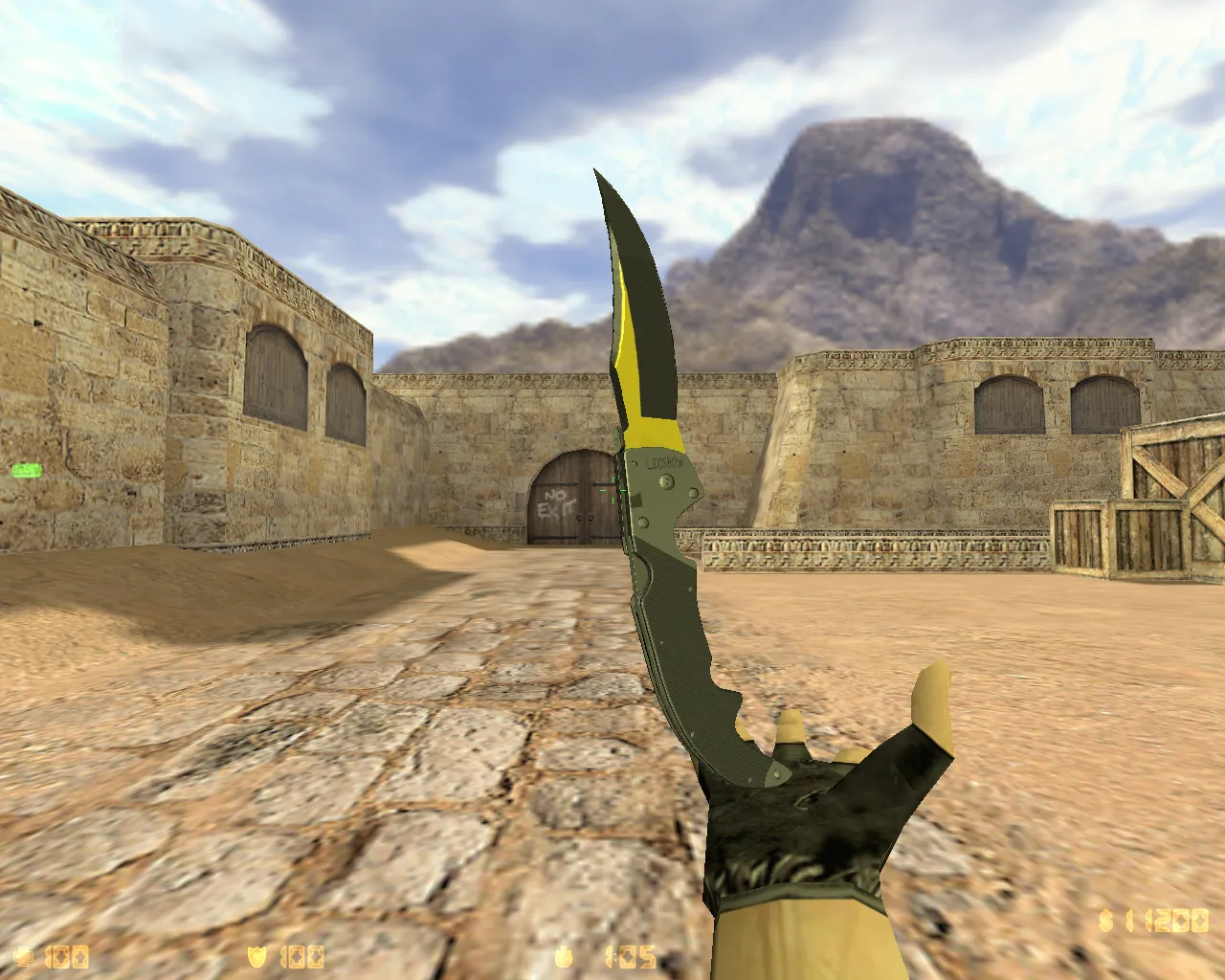 Скриншот CS 1.6 от Leo Show: желто-черные скины, темная тема, музыка в меню, прицел и оптимизированный config.cfg