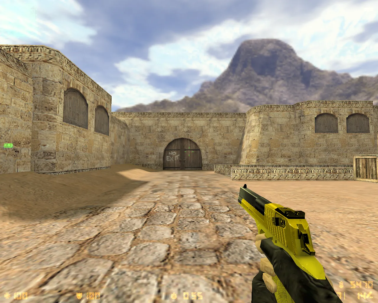 Скриншот  CS 1.6 от Leo Show: желто-черные скины, темная тема, музыка в меню, прицел и оптимизированный config.cfg