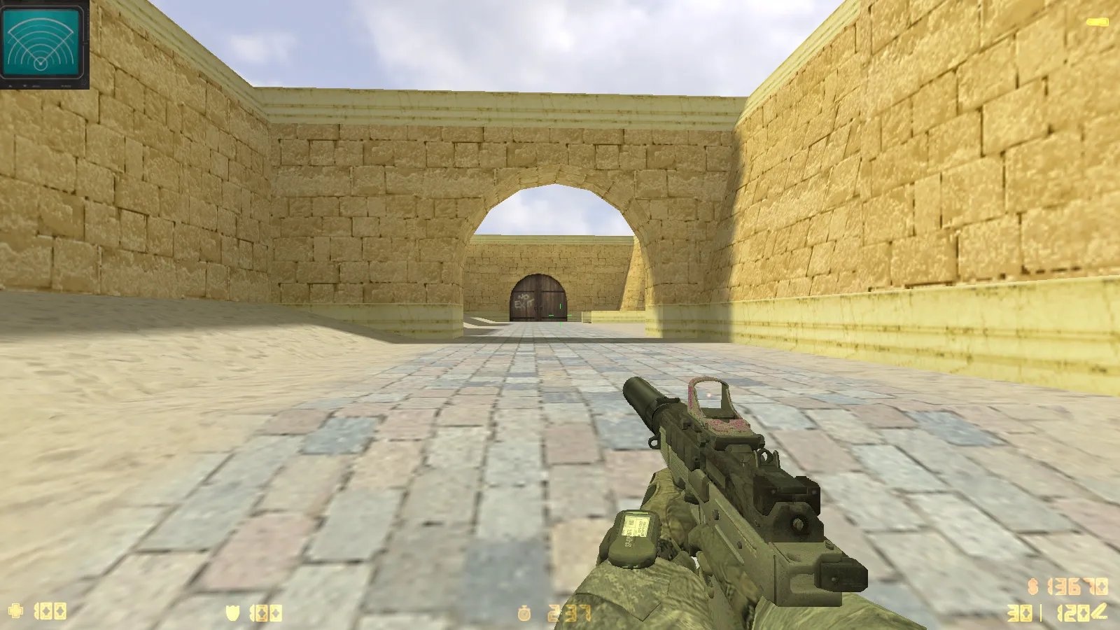 Скриншот  CS 1.6 Modern Warfare 3 — тематическая сборка с 10 новинками: модели MW3, звуки, меню и поддержка онлайн/ботов