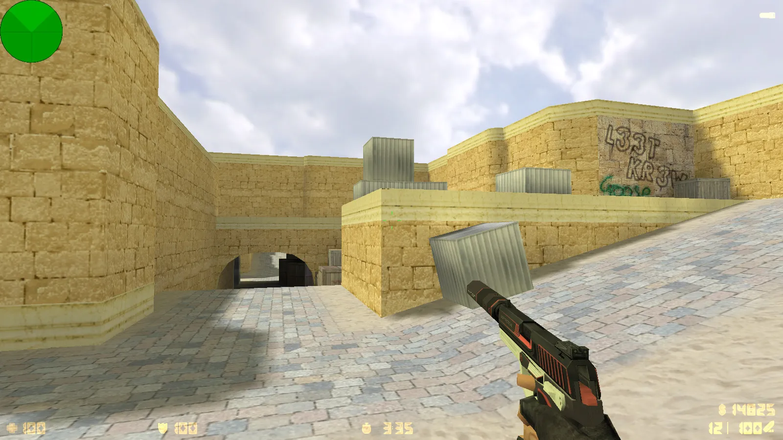 Скриншот  CS 1.6 от Mars — сборка с 10 скинами CS2, красно-синими моделями, черным меню и оптимизированным конфигом