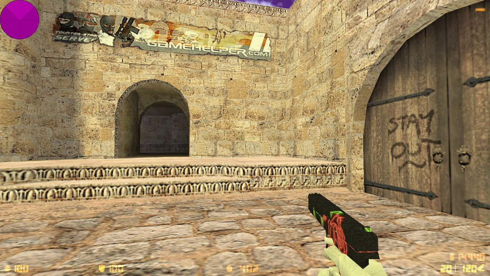 Скриншот  CS 1.6 от Ralyyy: блогерская сборка с 9 нововведениями, белые рукава и перчатки, конфиг и тема меню