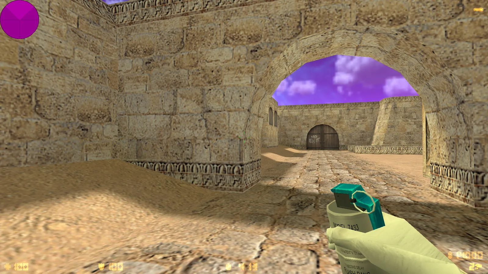 Скриншот  CS 1.6 от Ralyyy: блогерская сборка с 9 нововведениями, белые рукава и перчатки, конфиг и тема меню