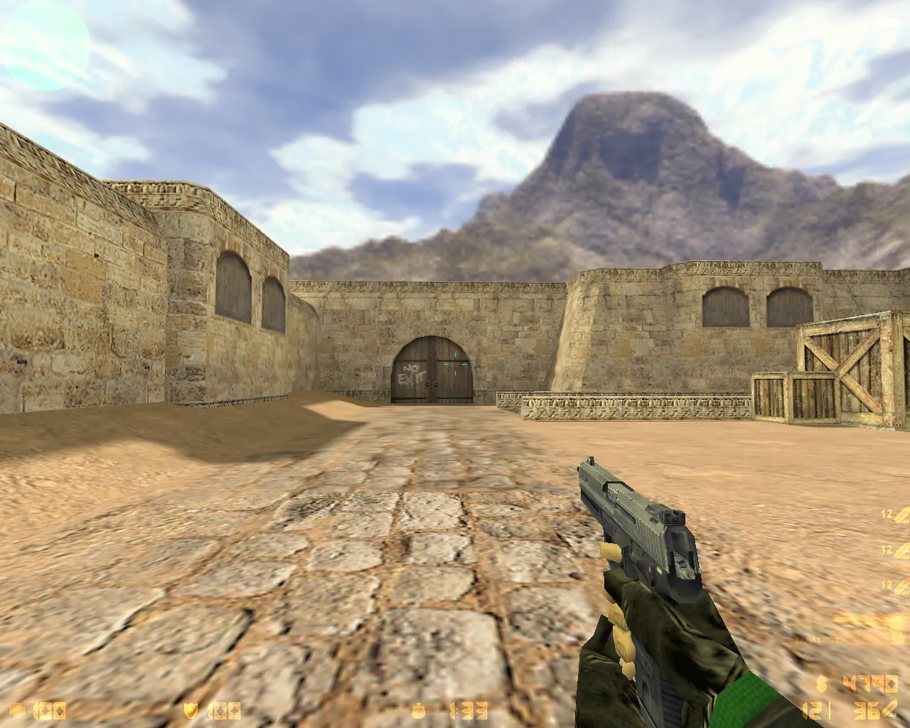 Скриншот  CS 1.6 Razer сборка: графика Razer-рукава, красно-синие модели игроков, тема меню и оптимизированный конфиг