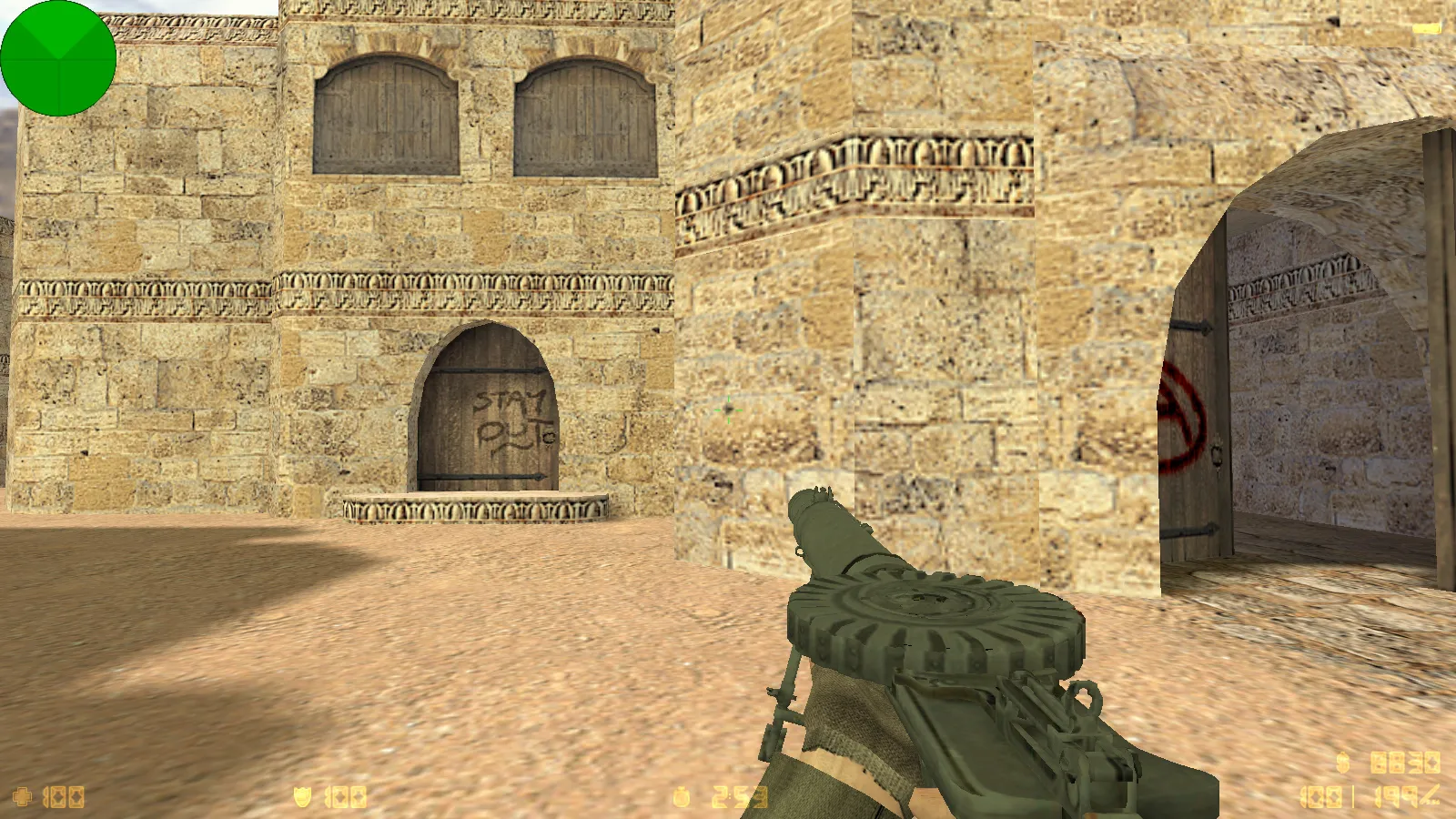 Скриншот  CS 1.6 СССР — тематическая сборка с флагом, красным меню и оптимизированным config.cfg