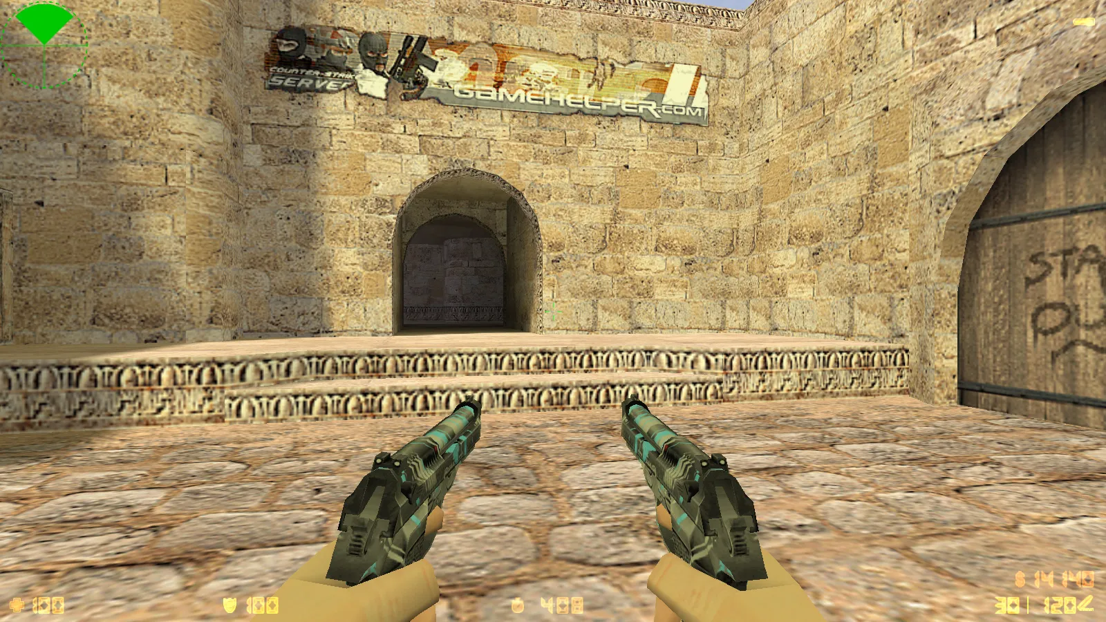 Скриншот  CS 1.6 Ultra: сборка с 8 модами, скины оружия v_/p_/w_, красно-синие модели и оптимизированный конфиг