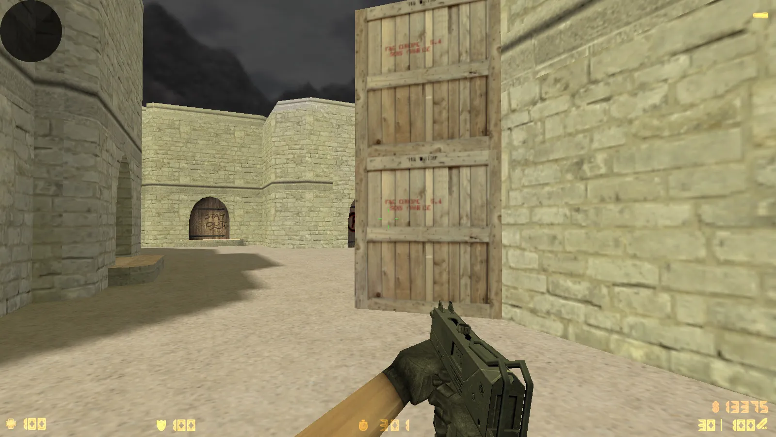 Скриншот  CS 1.8 сборка для CS 1.6: v_ p_ w_ модели оружия, звуки, интерфейс, стабильный config.cfg и защита MasterServer-подмены