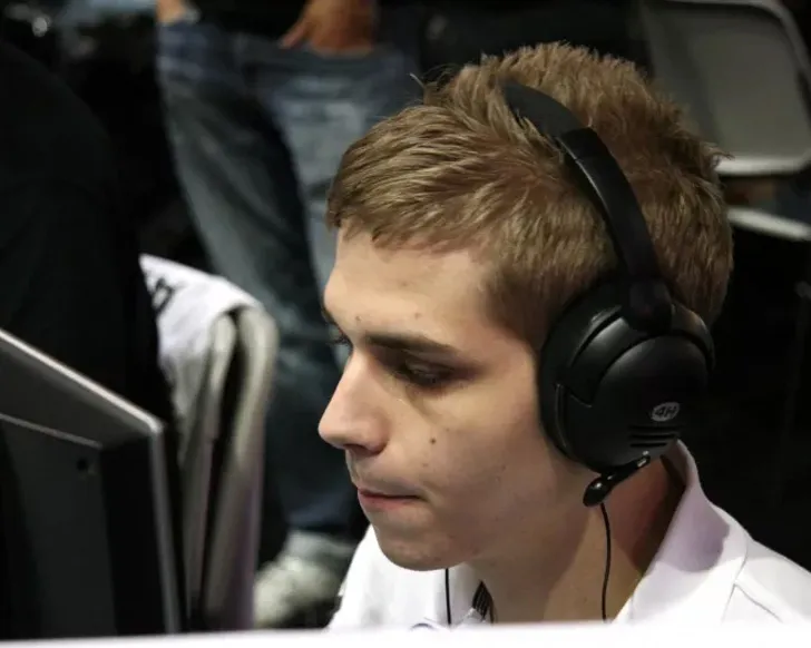 Скриншот Конфиг «zet.cfg» для CS 1.6 - Профессиональные настройки от легенды