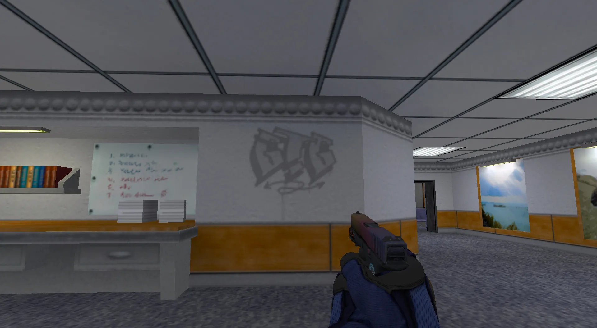 Скриншот  Граффити «Мне пора» для CS 1.6 - Уникальный стиль для твоей игры