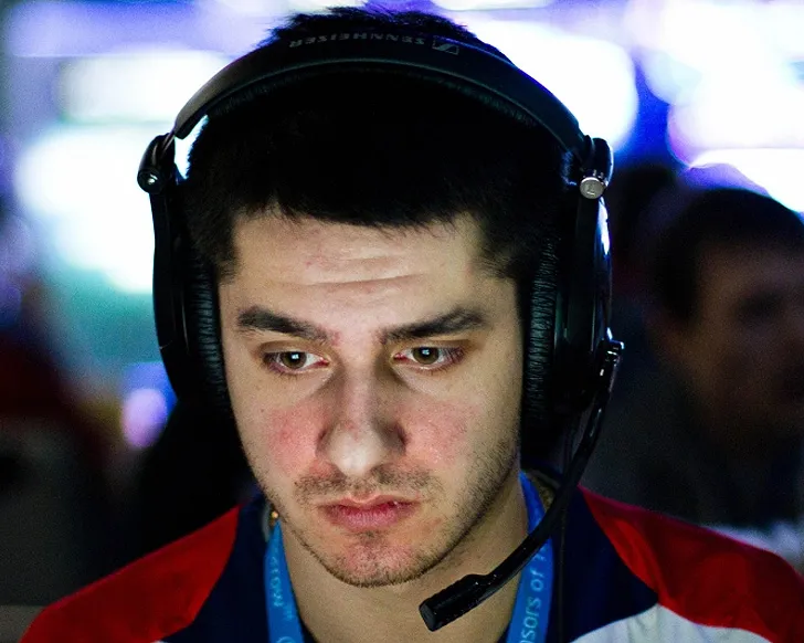 Скриншот Конфиг «ed1k.cfg» для CS 1.6 - Профессиональный Настройка от Эдуарда Иванова