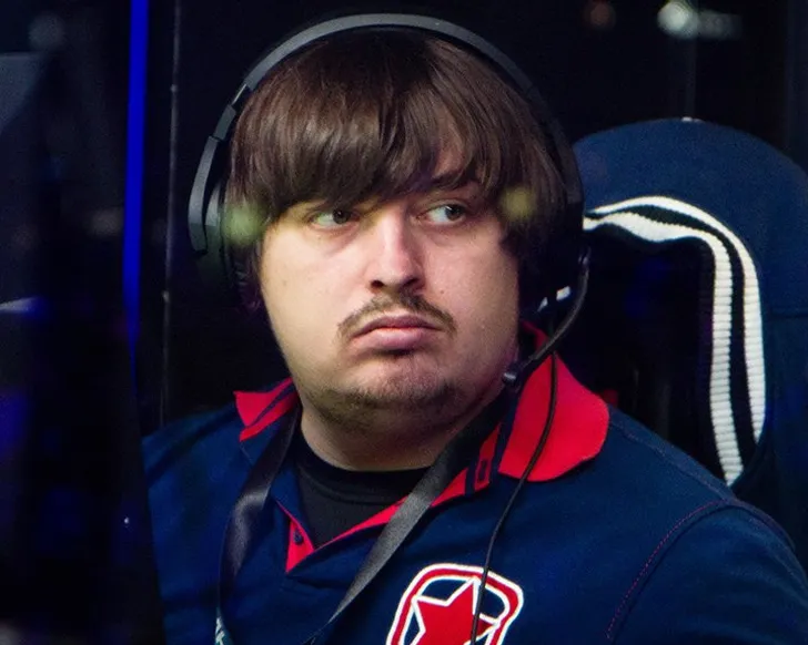 Скриншот Конфиг «Dosia.cfg» для CS 1.6 - Скачай конфиг про-игрока Михаила Столярова