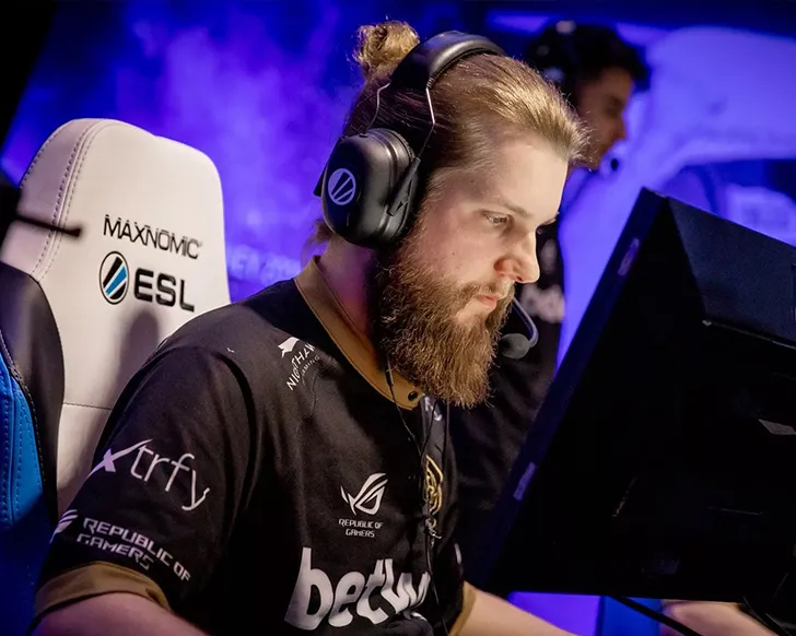 Скриншот Конфиг «f0rest.cfg» для CS 1.6 - Патрик Линдберг