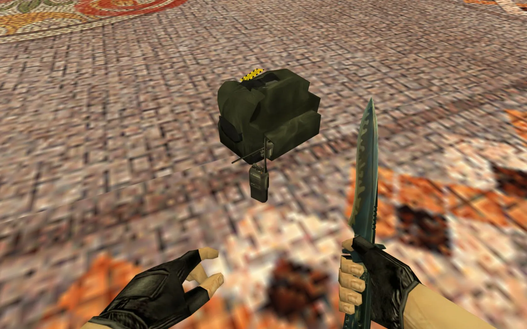 Скриншот  Модель v_ BackPack Partial reskin and hack для CS 1.6: p_ и w_ файлы, звуки, анимации осмотра