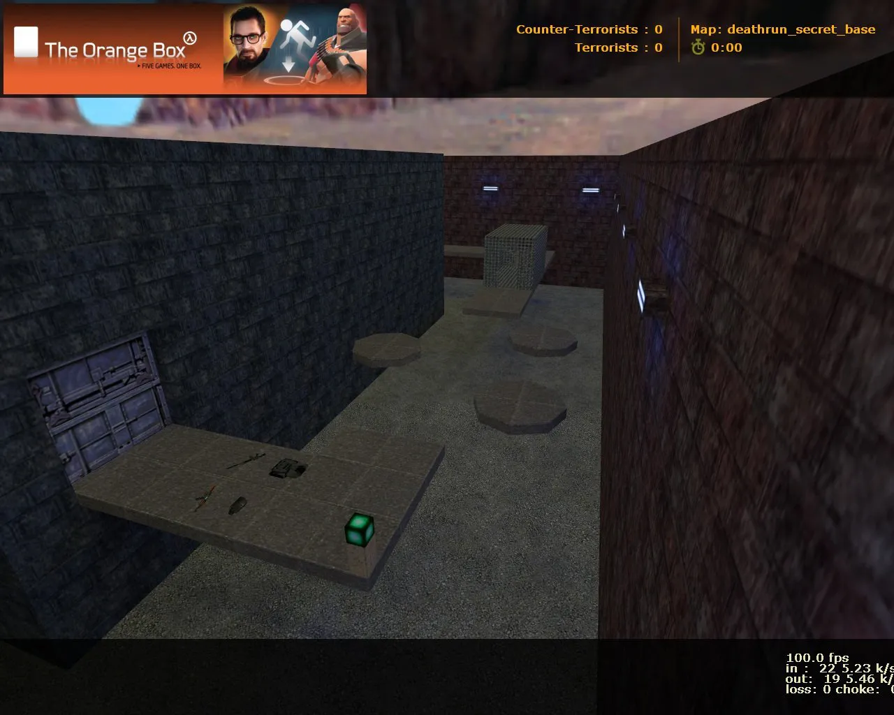 Скриншот  deathrun_secret_base для CS 1.6: секретная база, раунды на ловушки и тактика для CT/T