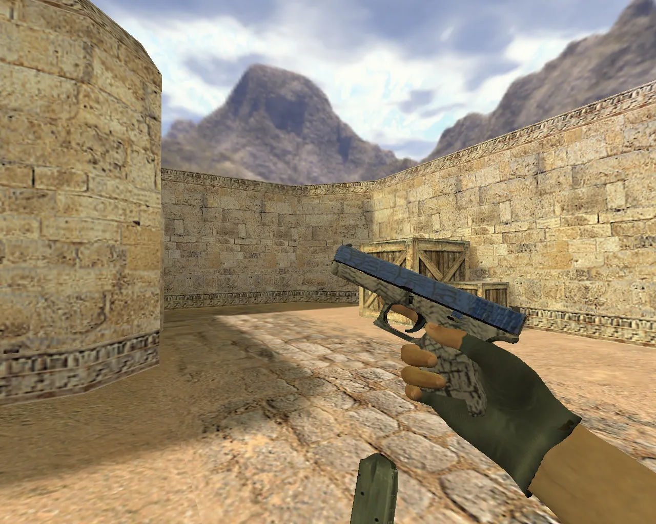 Скриншот Модель Glock Синяя трещина для CS 1.6 — Оружие с уникальным дизайном