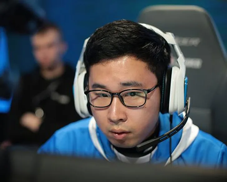 Скриншот Конфиг «Solo.cfg» для CS 1.6 - Профессиональные настройки от Кун-чул «Solo» Кана