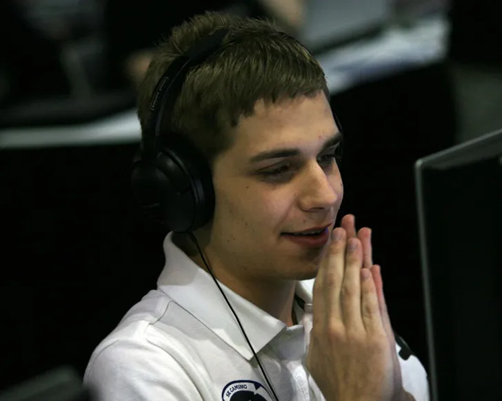 Скриншот Конфиг «zet.cfg» для CS 1.6 - Профессиональные настройки от легенды