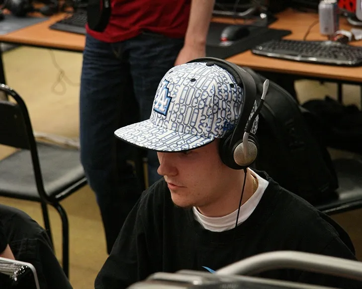 Скриншот Скачать конфиг «ruuit.cfg» для CS 1.6 от Макса Аспе