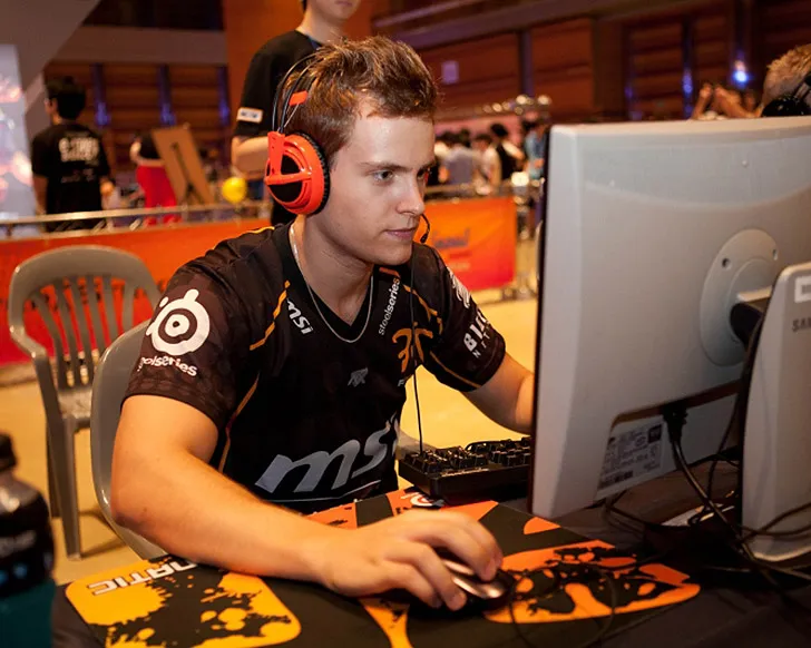 Скриншот Конфиг «Gux.cfg» для CS 1.6 - Идеальный выбор для про-игроков