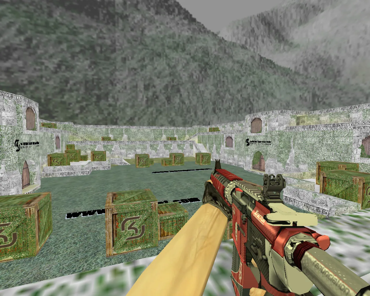 Скриншот  aim_sk_ak_m4 для CS 1.6: тренировка прицела и контроля отдачи, точки для AWP/AK/M4, боты и стабильный геймплей