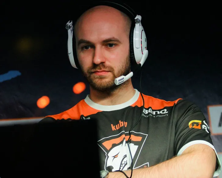 Скриншот Конфиг kuben.cfg для CS 1.6 - Профессиональный конфиг от Якуба Гурчиньского