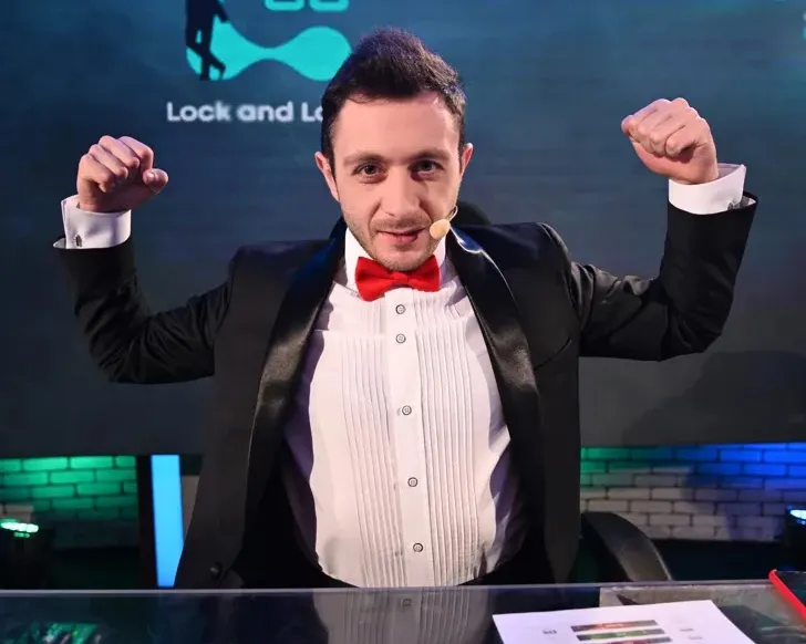 Скриншот Конфиг «Strike.cfg» для CS 1.6 - Профессиональный Опыт от Юрия Терещенко